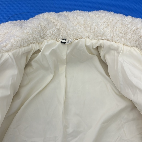 H&M polar bear jacket - Picture 5 of 8